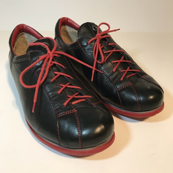 Think! Shoes - THINK! Black Leather Lace-up Oxford Sneakers Sz 9